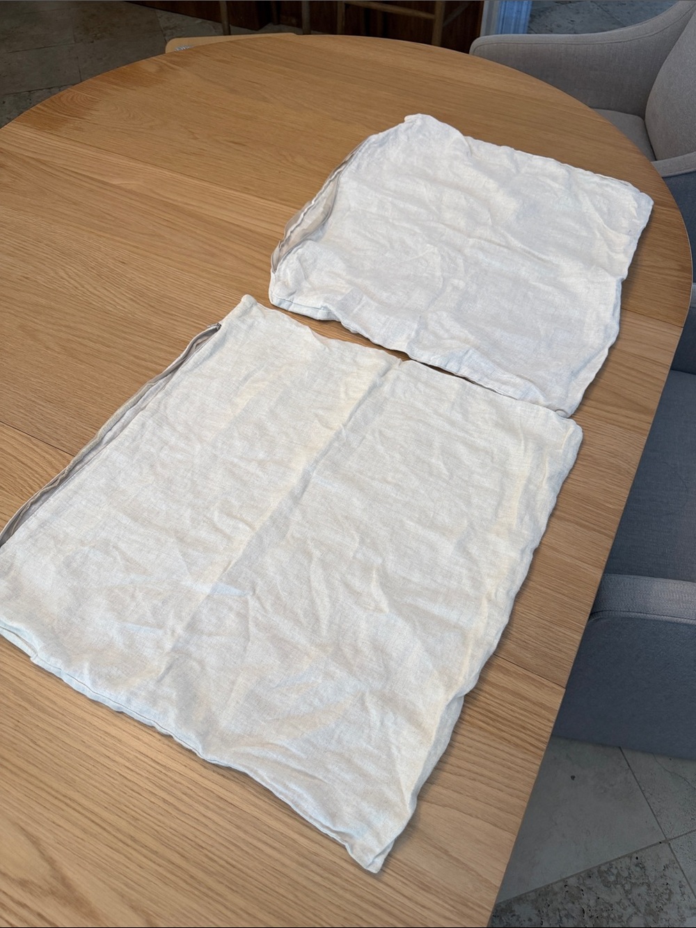 Parachute 100% linen 20x20 inch set of 2 pillow covers